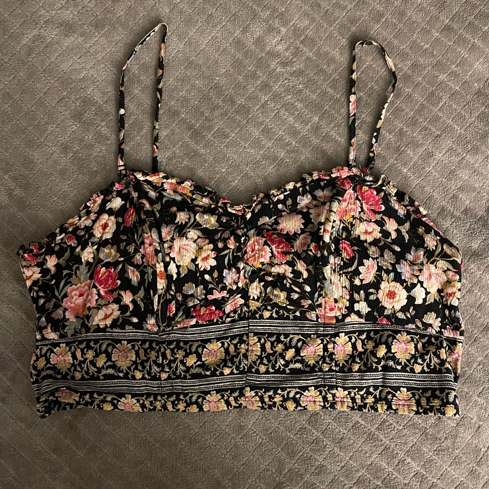 American Eagle crop top
